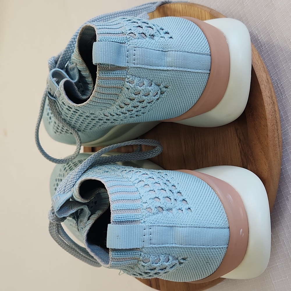 Moshn Vigor Klogs Aquatic Glacier Sneakers. Size 8.5 - Picture 6 of 9